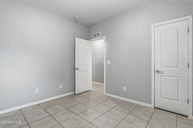 11500 SUMMER Drive B, Socorro, TX 79927