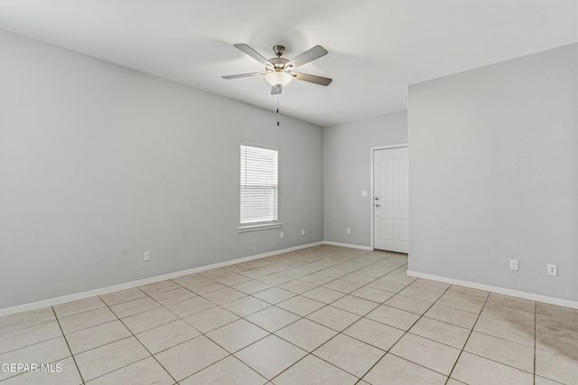 11500 SUMMER Drive B, Socorro, TX 79927
