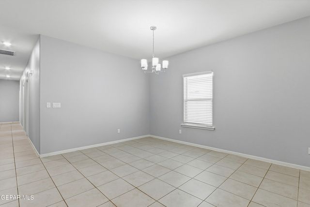 11500 SUMMER Drive B, Socorro, TX 79927