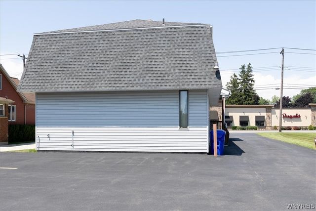3723 Seneca Street, West Seneca, NY 14224