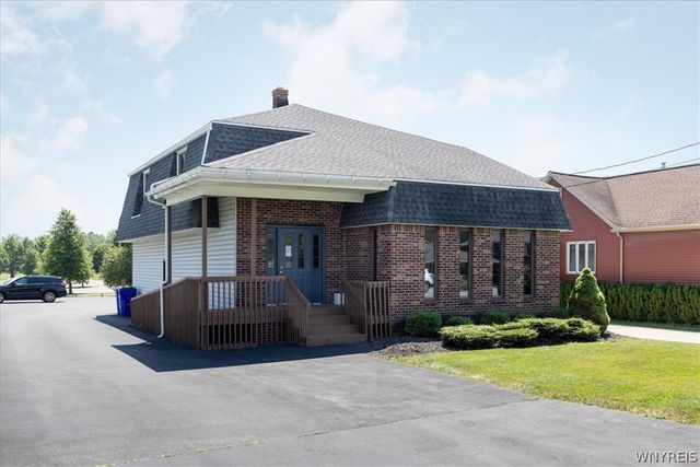 3723 Seneca Street, West Seneca, NY 14224