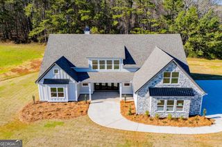 103 Red Oak Lane, Carrollton, GA 30116