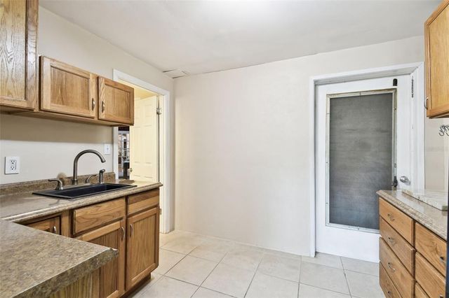422 DUNEDIN CIRCLE, Temple Terrace, FL 33617