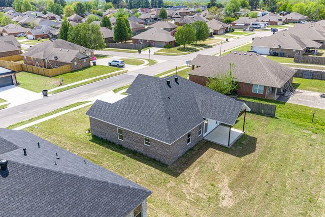 1310 Big Oak Drive, Alma, AR 72921