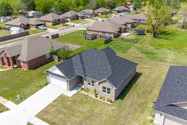 1310 Big Oak Drive, Alma, AR 72921