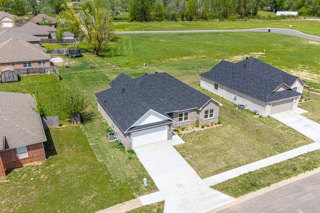 1310 Big Oak Drive, Alma, AR 72921