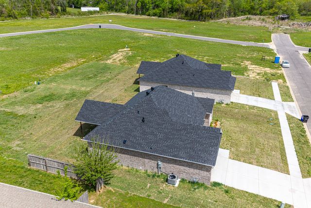 1310 Big Oak Drive, Alma, AR 72921