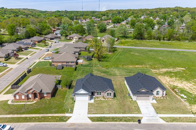 1310 Big Oak Drive, Alma, AR 72921