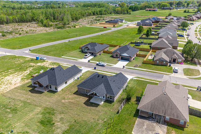 1310 Big Oak Drive, Alma, AR 72921