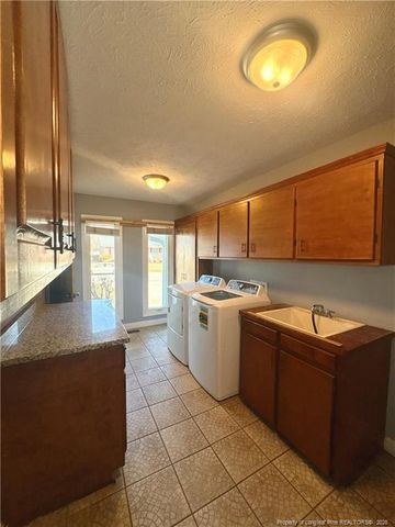 216 Stirling Drive, Lumberton, NC 28358