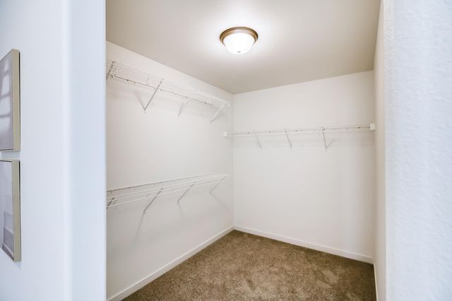 2639 42nd Avenue S, Moorhead, MN 56560