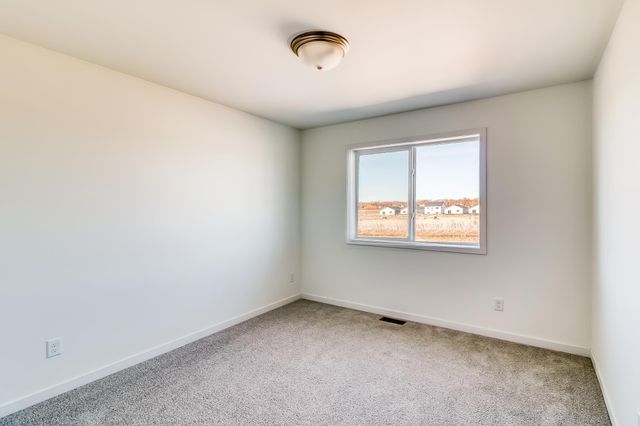 2639 42nd Avenue S, Moorhead, MN 56560