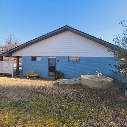 105 Lakeview Drive, Eufaula, OK 74432