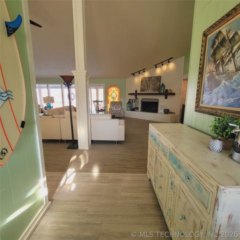 105 Lakeview Drive, Eufaula, OK 74432