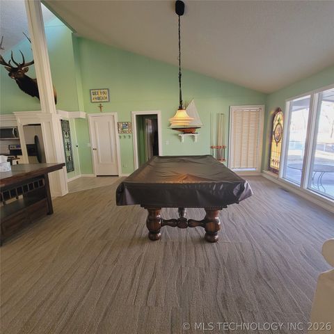 105 Lakeview Drive, Eufaula, OK 74432