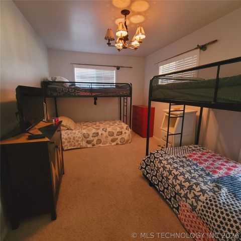 105 Lakeview Drive, Eufaula, OK 74432