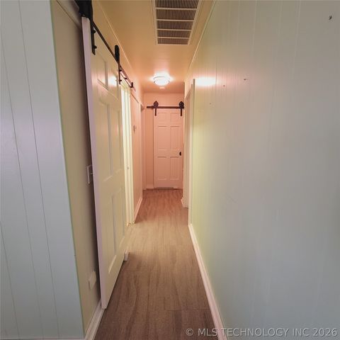 105 Lakeview Drive, Eufaula, OK 74432