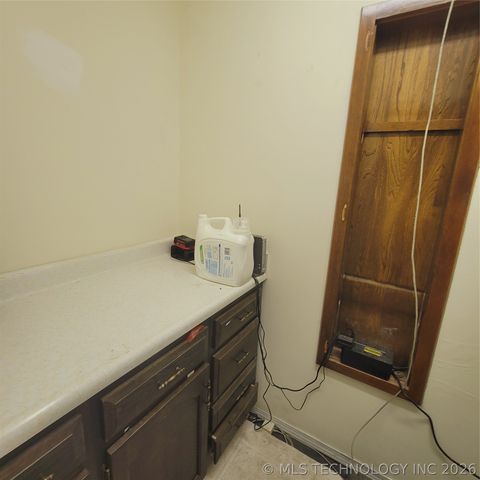 105 Lakeview Drive, Eufaula, OK 74432