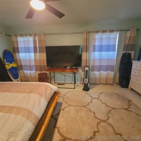 105 Lakeview Drive, Eufaula, OK 74432