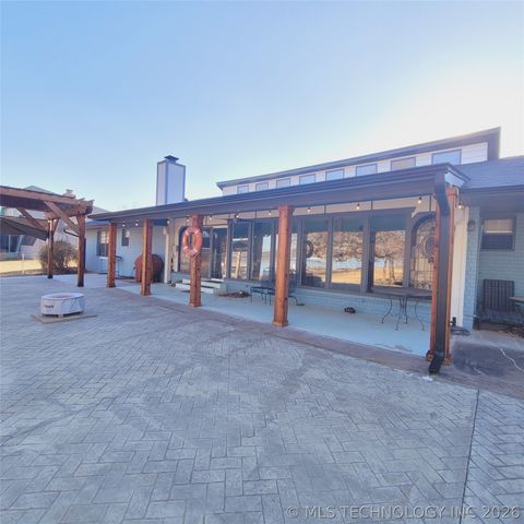 105 Lakeview Drive, Eufaula, OK 74432