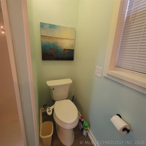 105 Lakeview Drive, Eufaula, OK 74432