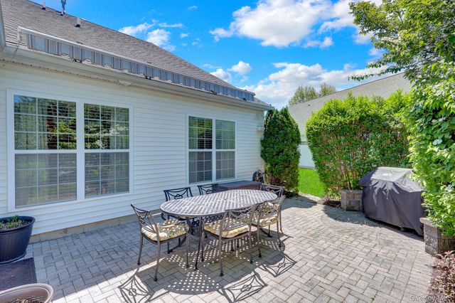 54 Louden Loop, Mount Sinai, NY 11766