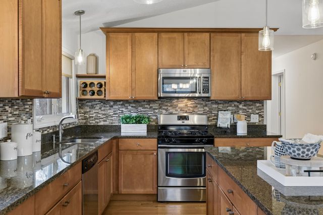 14401 Tonkadowns Drive, Minnetonka, MN 55345