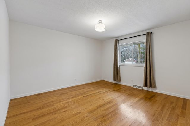 14401 Tonkadowns Drive, Minnetonka, MN 55345