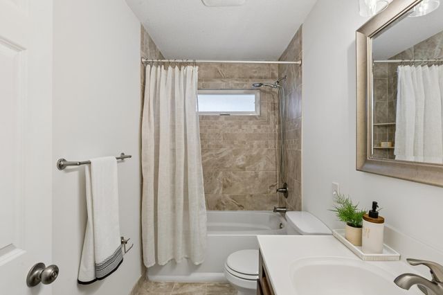 14401 Tonkadowns Drive, Minnetonka, MN 55345