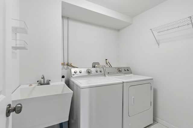 14401 Tonkadowns Drive, Minnetonka, MN 55345