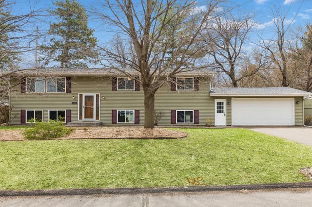 14401 Tonkadowns Drive, Minnetonka, MN 55345