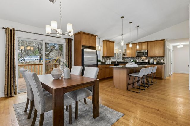 14401 Tonkadowns Drive, Minnetonka, MN 55345