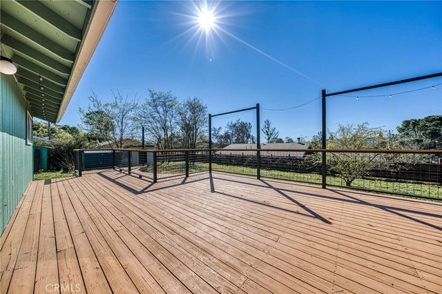 3206 4th, Clearlake, CA 95422