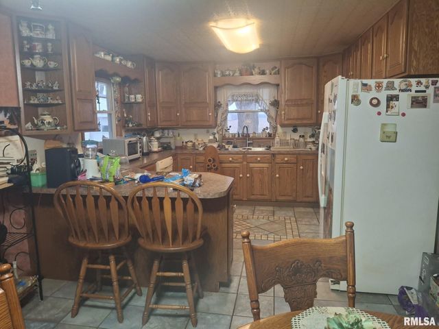 417 N TOEPFER Street, Tremont, IL 61568