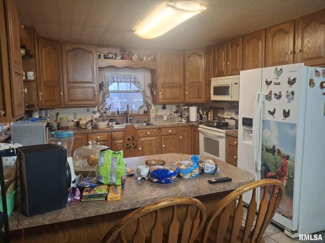 417 N TOEPFER Street, Tremont, IL 61568