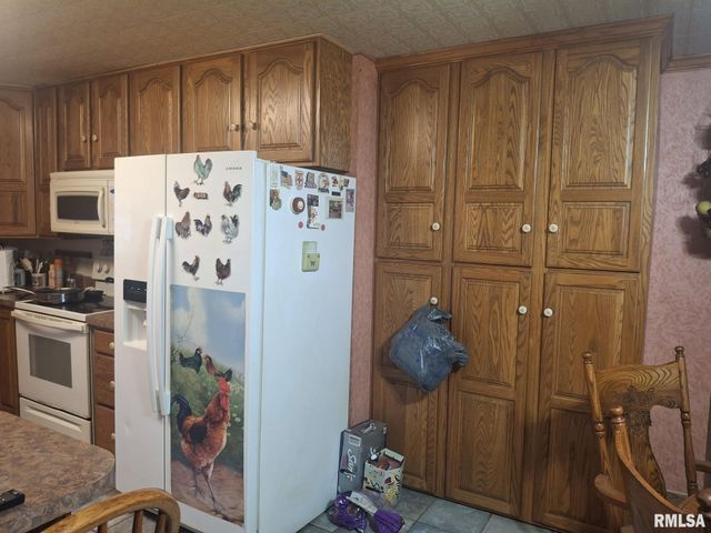 417 N TOEPFER Street, Tremont, IL 61568