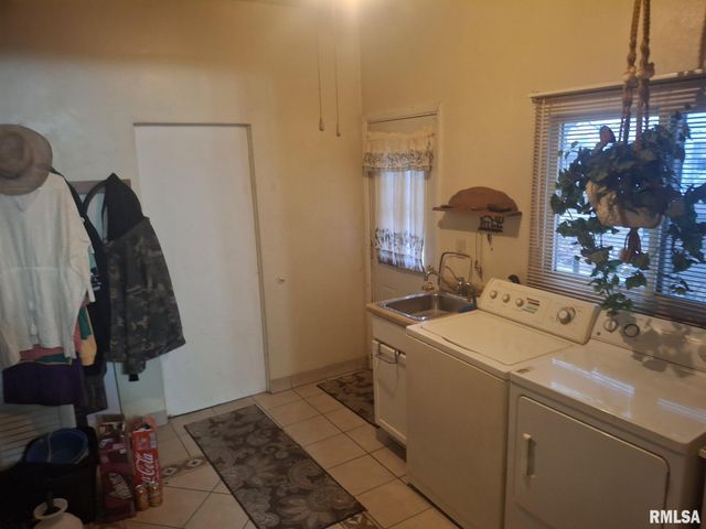 417 N TOEPFER Street, Tremont, IL 61568