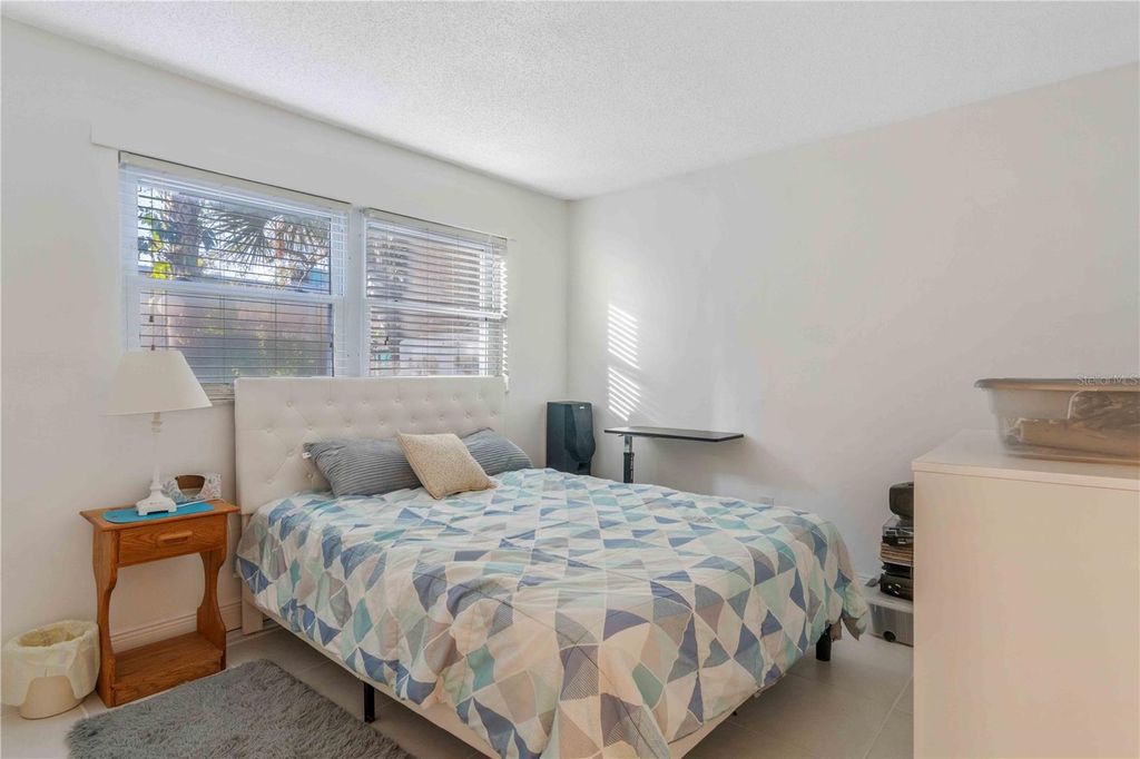 Image 31 of property listing at 4158 TAMIAMI TRAIL G2, Port Charlotte, FL 33952