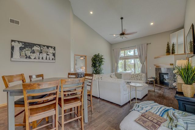 16807 Edinburg Way, Lakeville, MN 55024