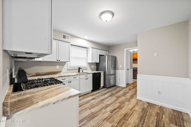 111 F Street, Brick, NJ 08723