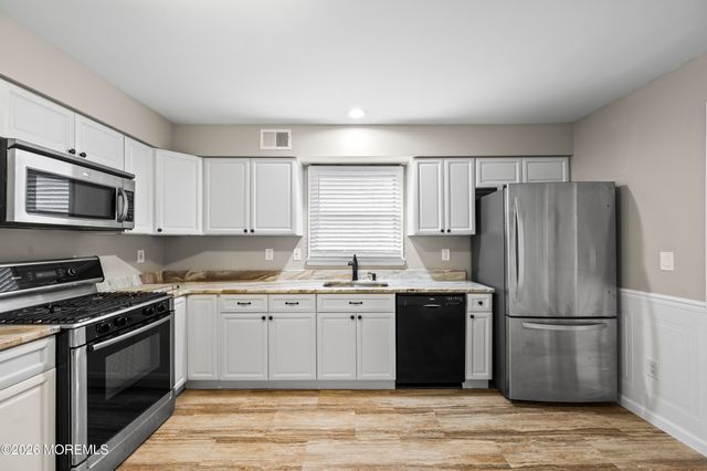 111 F Street, Brick, NJ 08723