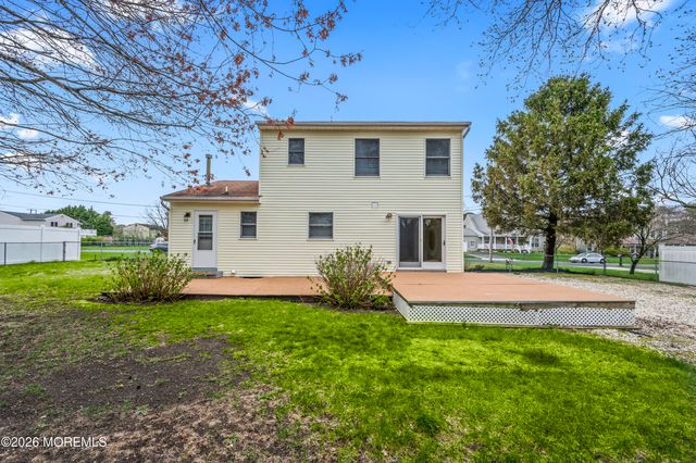 111 F Street, Brick, NJ 08723