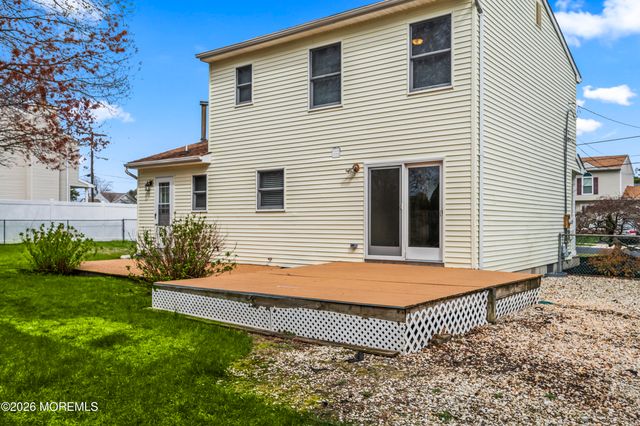 111 F Street, Brick, NJ 08723