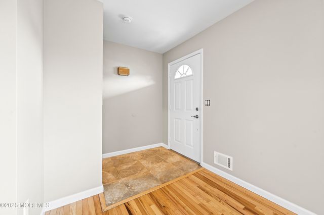 111 F Street, Brick, NJ 08723