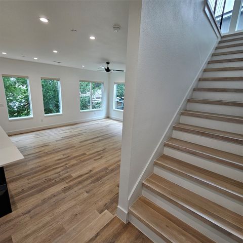 2143 Mail Avenue 105, Dallas, TX 75235