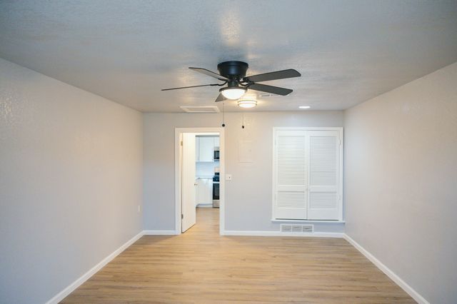 7403 Globe Avenue, Lubbock, TX 79404