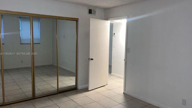 1880 N Congress Ave 105, West Palm Beach, FL 33401