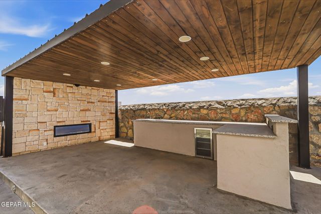 329 Hector Porras Drive, El Paso, TX 79928