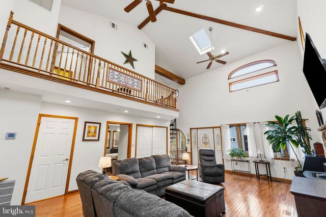 354 HALLMAN RD, Douglassville, PA 19518