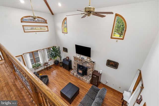 354 HALLMAN RD, Douglassville, PA 19518